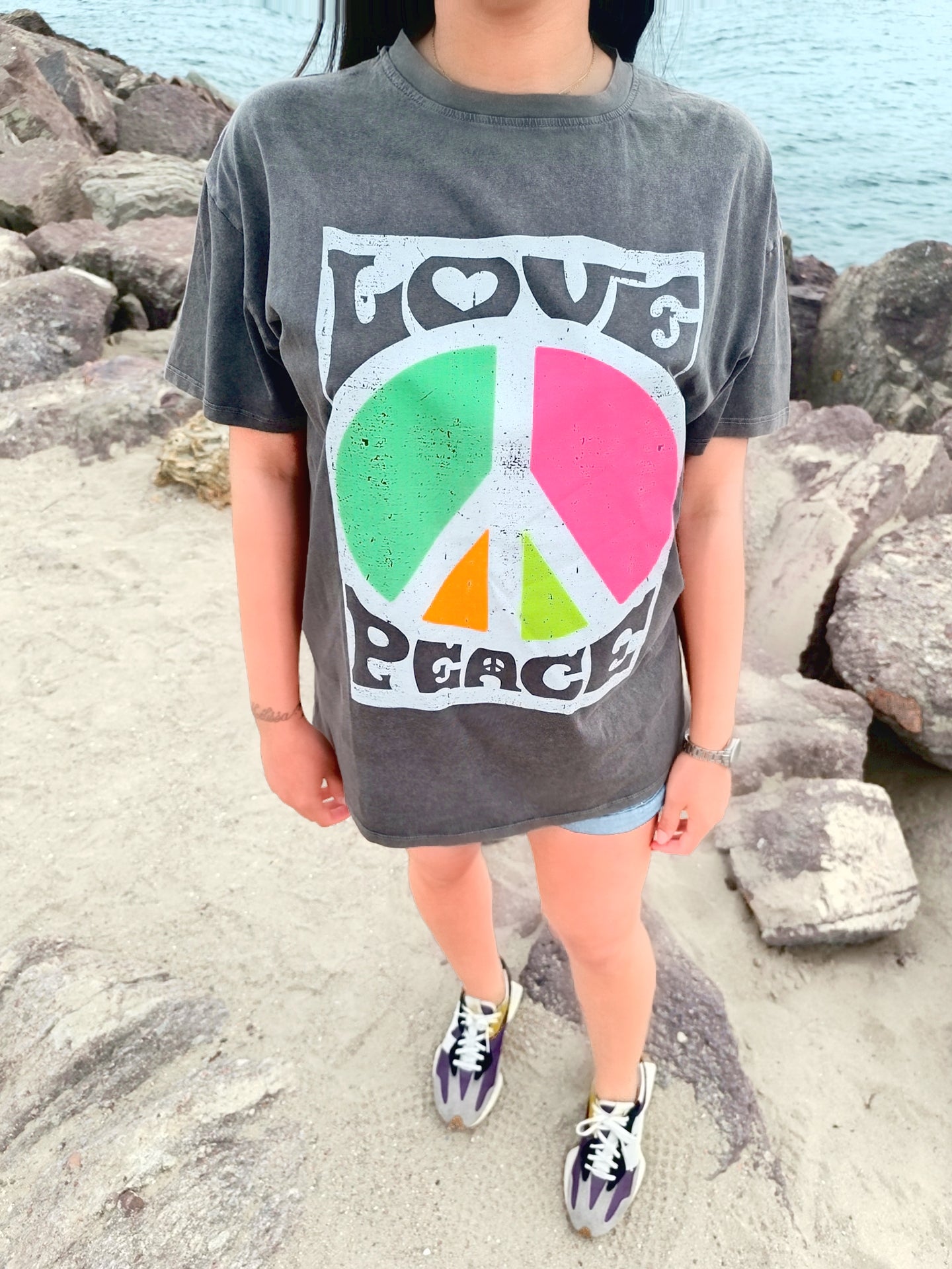 Tee-shirt Peace and Love