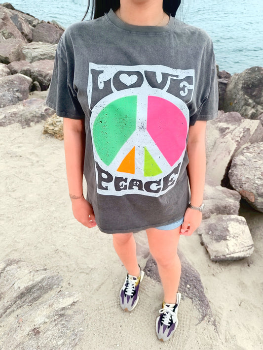 Tee-shirt Peace and Love