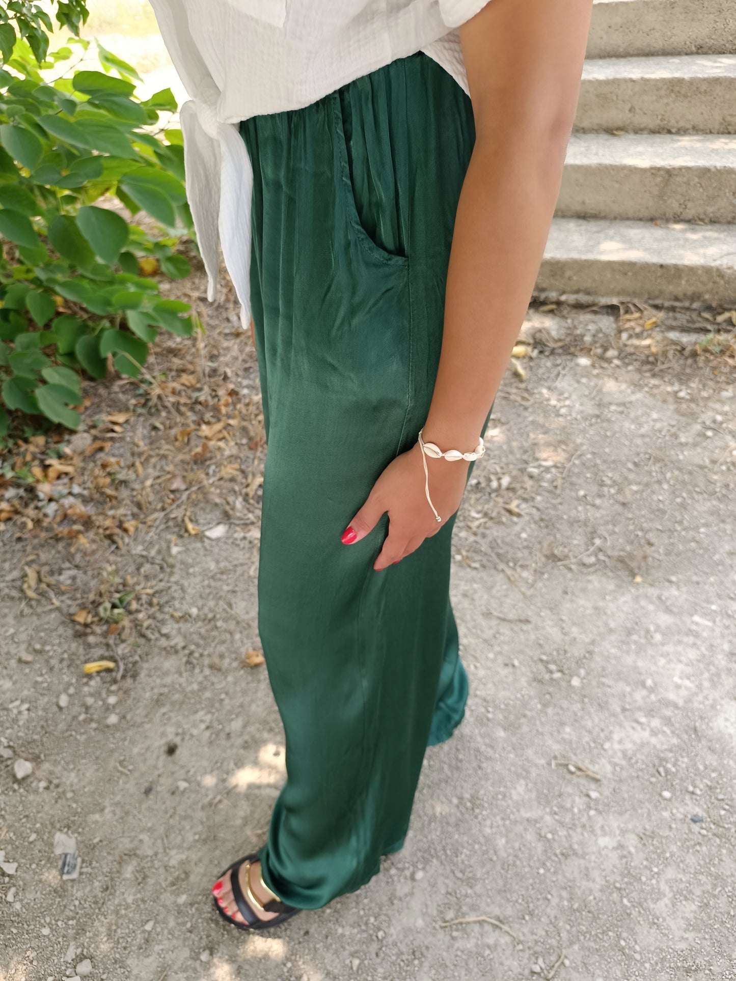 Pantalon fluide satiné vert